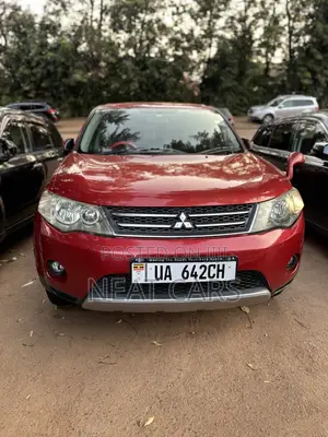 Mitsubishi Outlander 2012 Red