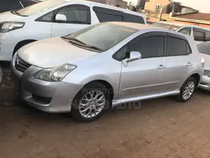 Toyota Blade 2009 Silver