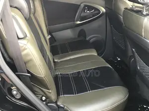 Toyota Vanguard 2011 Black
