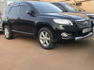 Toyota Vanguard 2011 Black