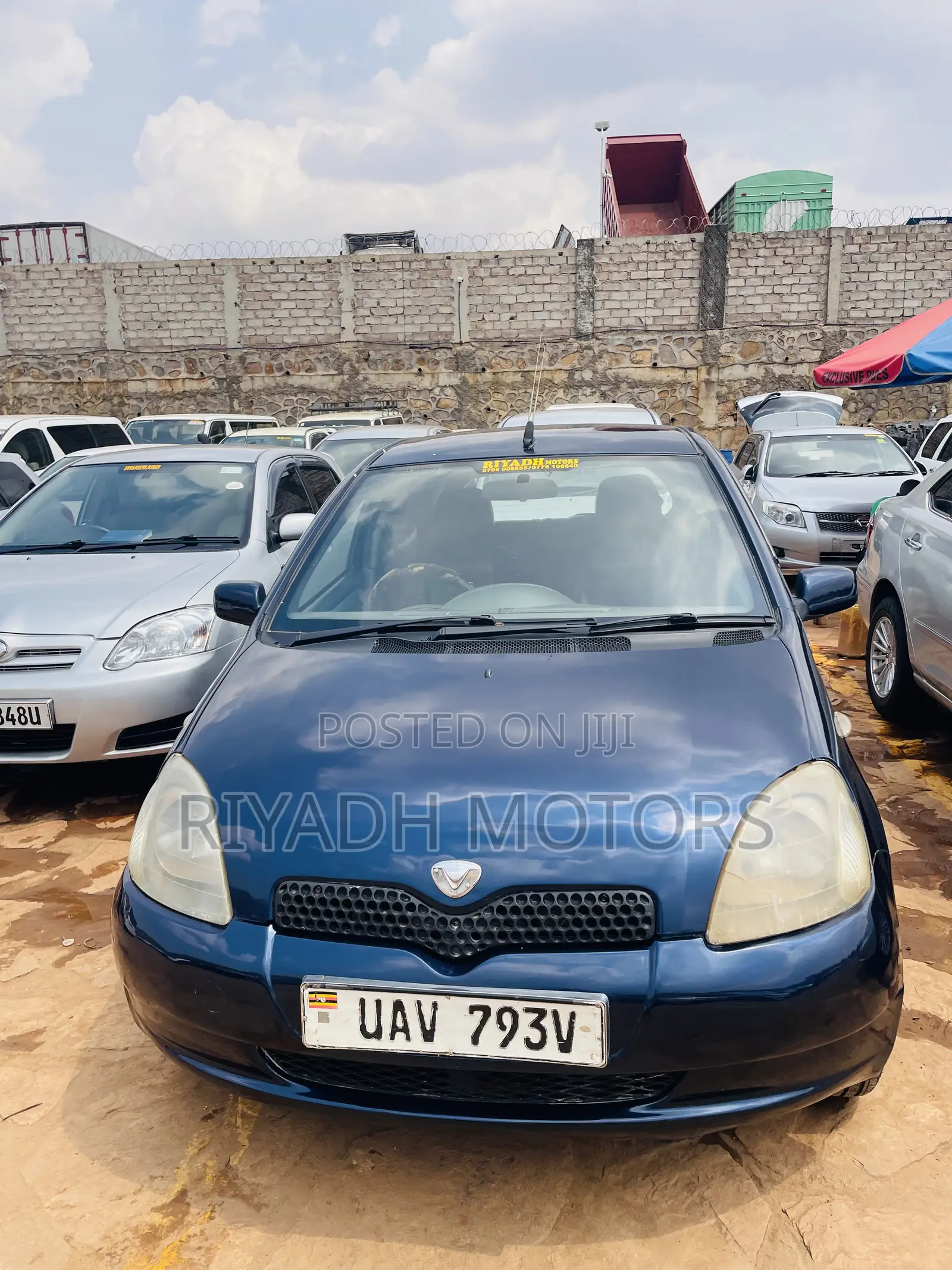 Toyota Vitz 1.3 FWD 3dr 2002 Blue