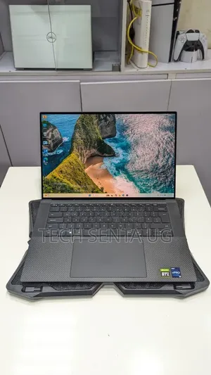 Laptop Dell Precision 5560 16GB Intel Core i7 SSD 512GB