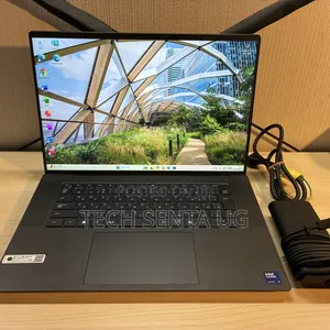 Laptop Dell Precision 5560 16GB Intel Core i7 SSD 512GB