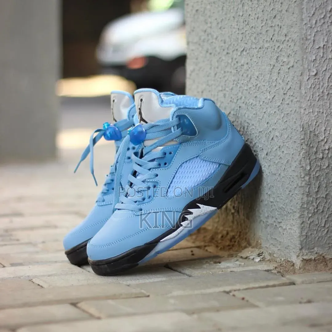 Nike Air Jordan 5 Retro Se "Unc" Sneakers,