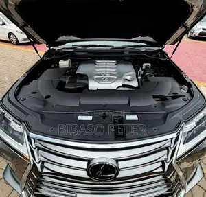 Lexus LX 570 AWD 2018 Gray