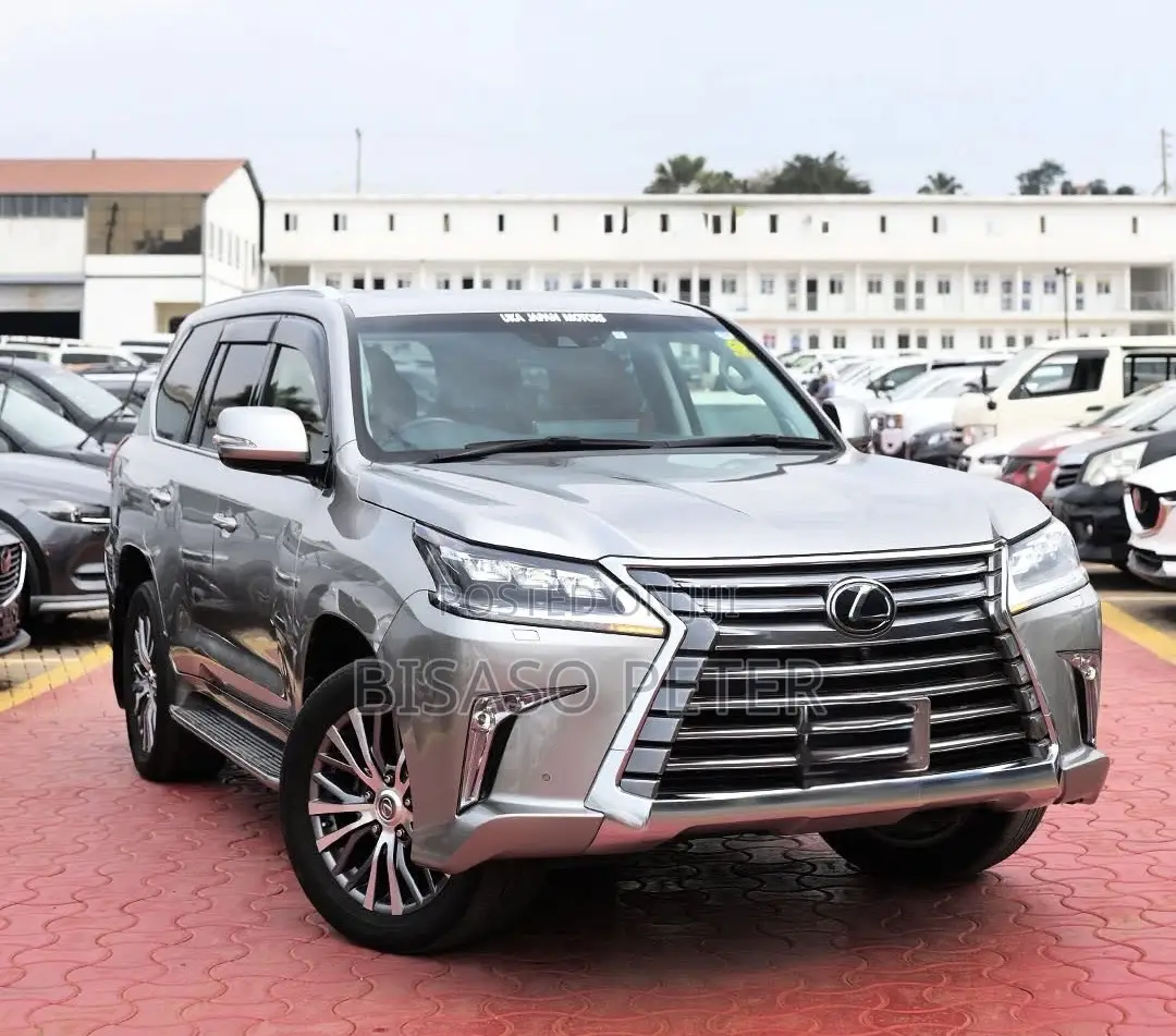 Lexus LX 570 AWD 2018 Gray