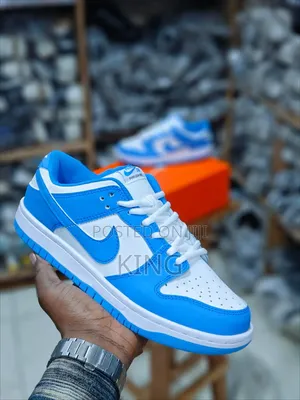 Nike Dunk Low 'University Blue' Sneakers