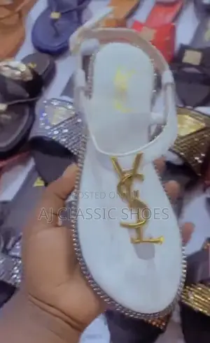 Zara White Flat Shoe