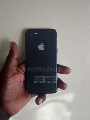Apple iPhone 8 64 GB Black