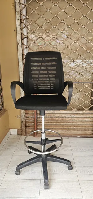 High Counter Mesh Adjustable Office Chair