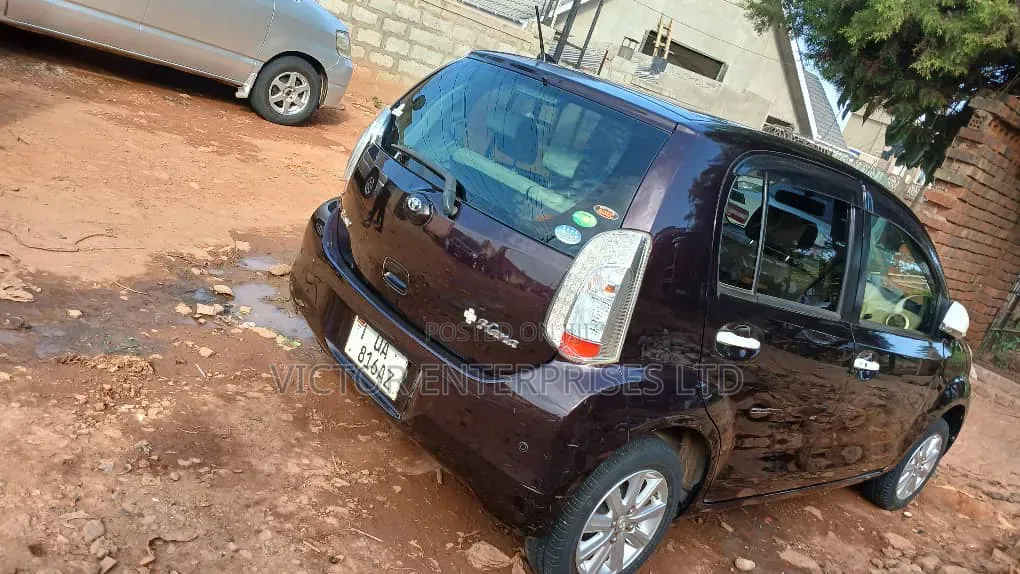 Toyota Passo 2006 Burgundy