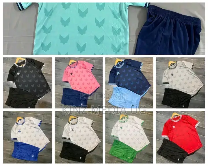 Plain Customizable Kits