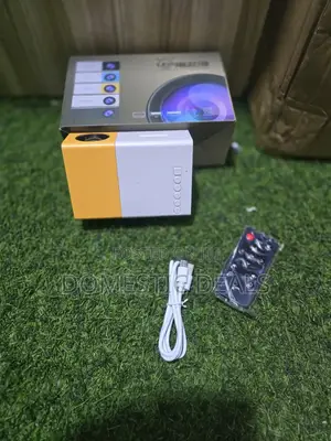 Mini Projector, Portable Projector 1080p for Cartoon