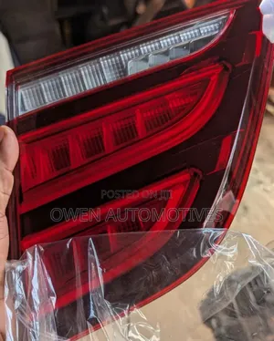 Boot Reflector/Light for Gle W166