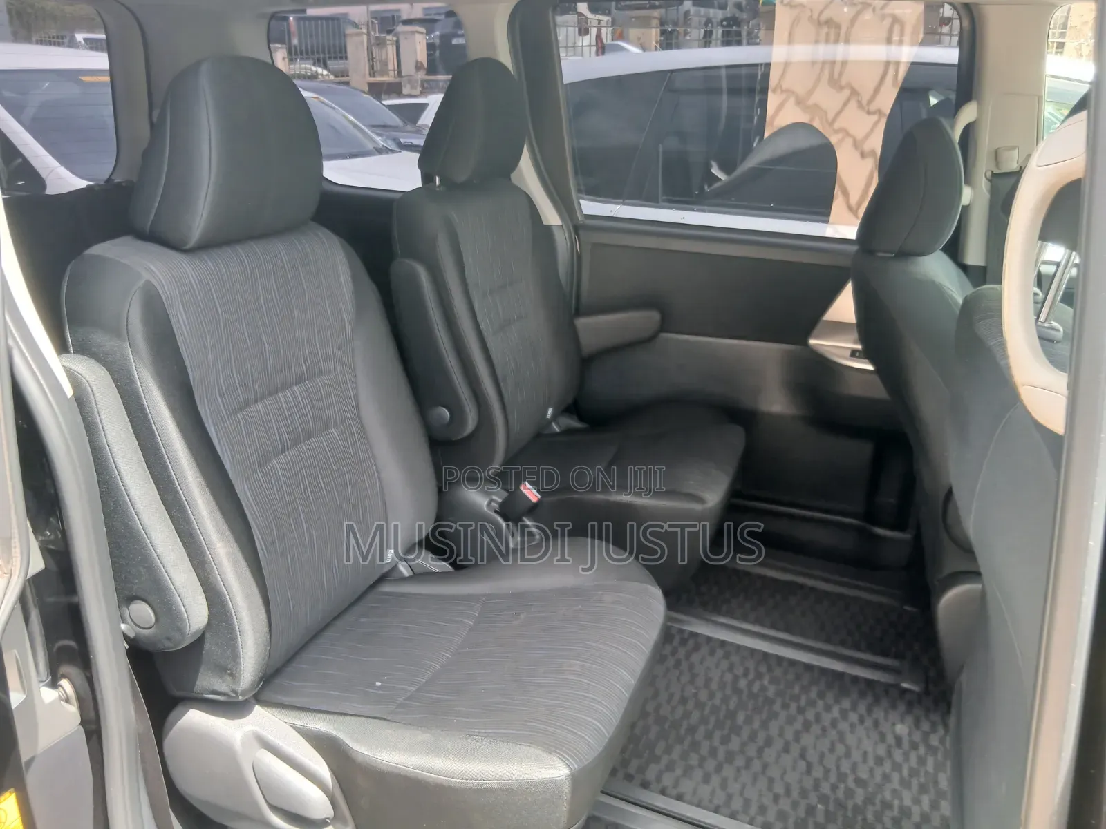 Toyota Noah 2011 Black