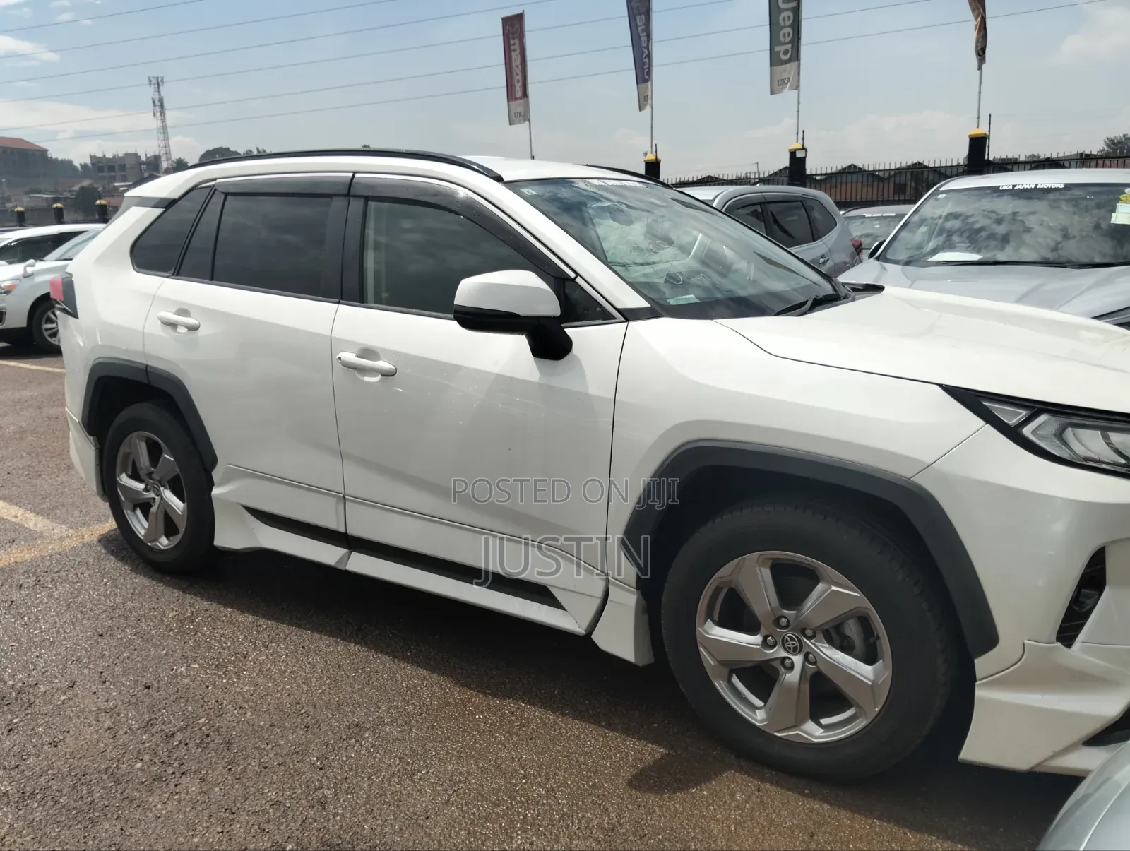 Toyota RAV4 2019 White