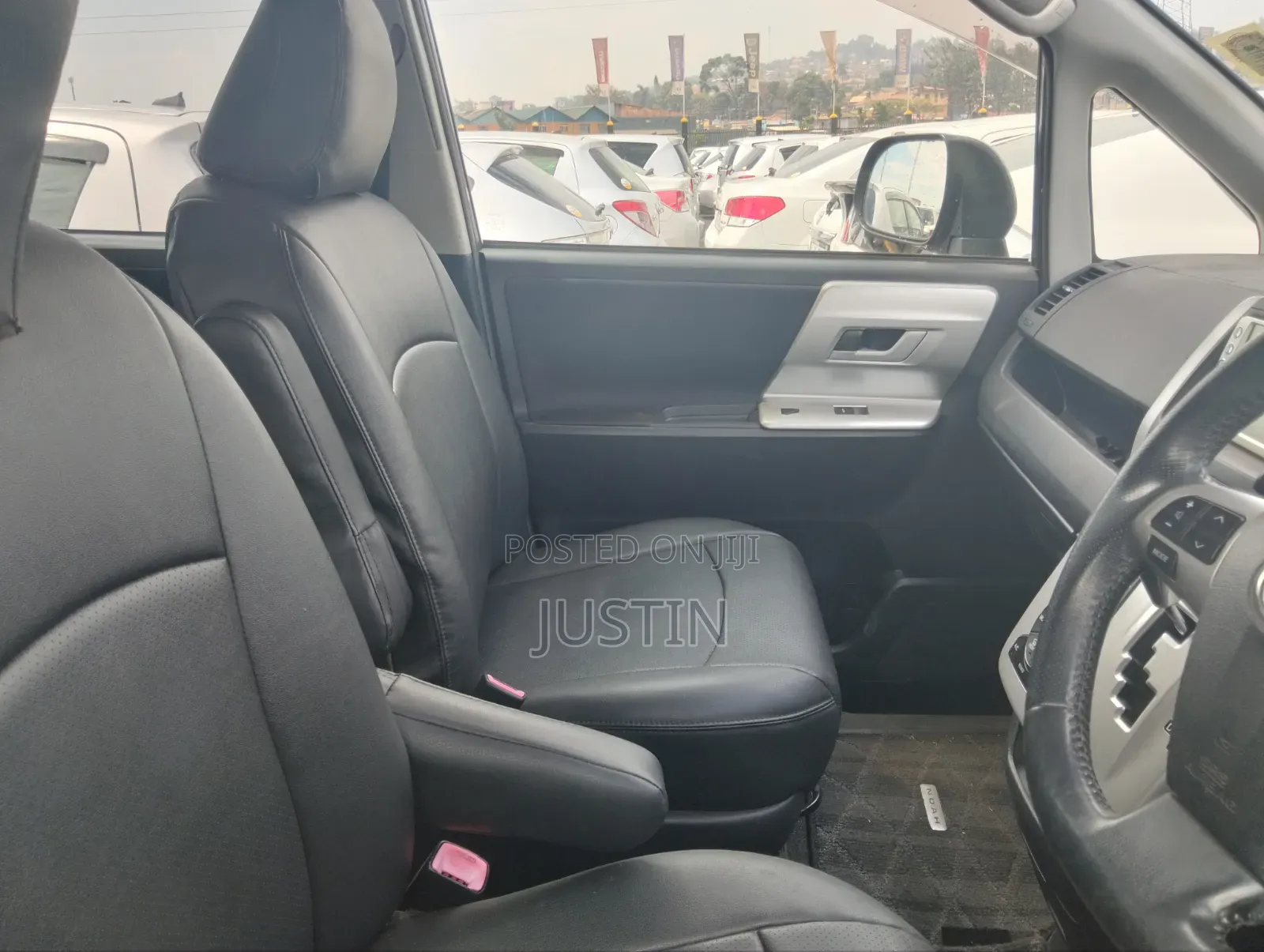 Toyota Noah 2011 Matt Black