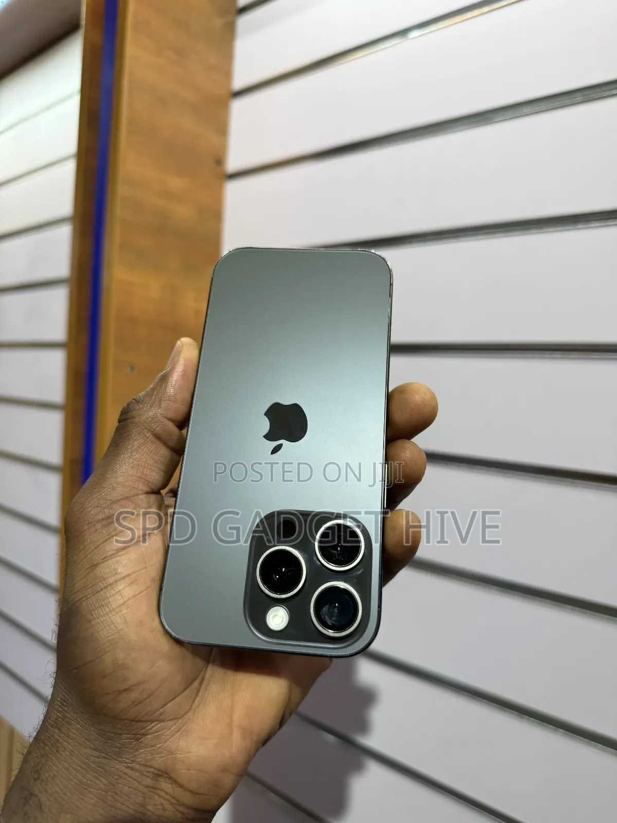 Apple iPhone 16 Pro 128 GB Black