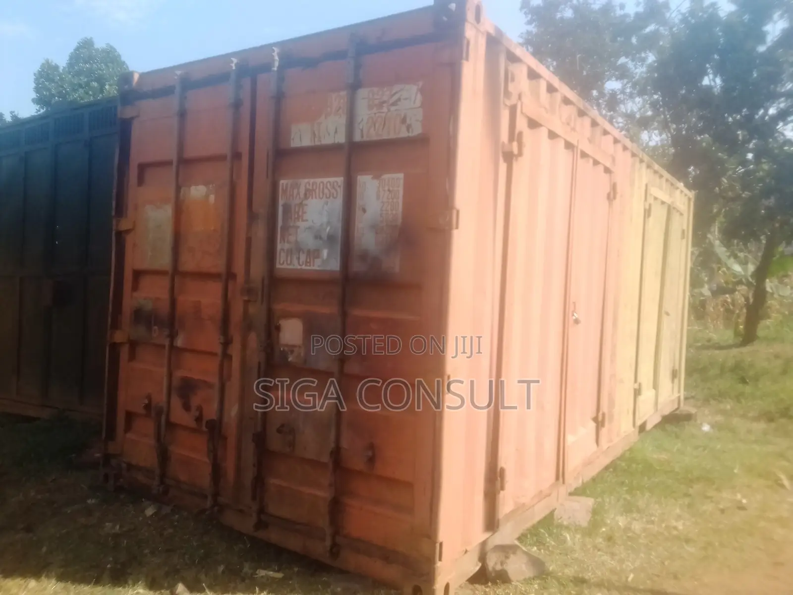 20ft Cargo Container Available for Sale in Bweyogerere