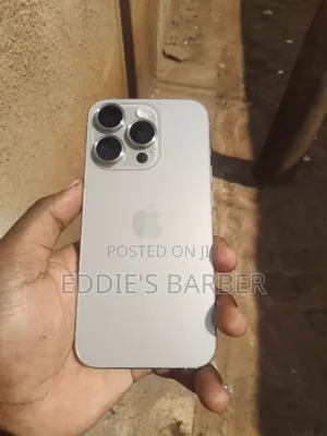 Apple iPhone 15 Pro 256 GB Gray