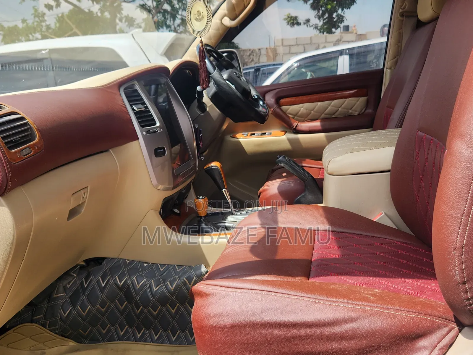 Toyota Land Cruiser 2006 White