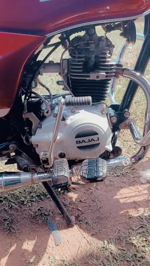 Bajaj Boxer 100 2023 Red