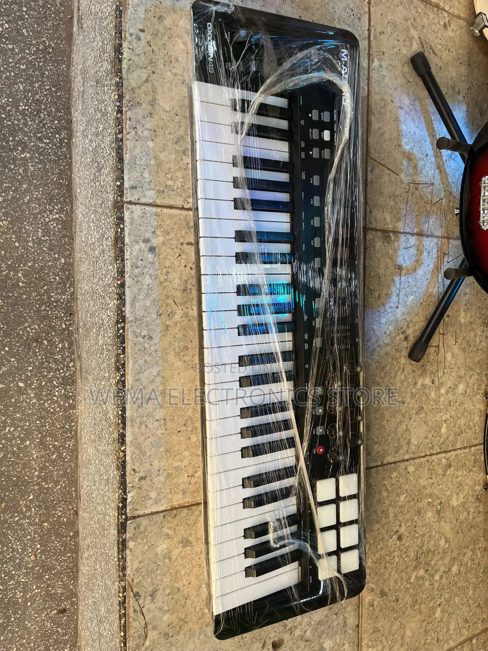 Midi Keyboard M Audio 49