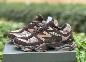 Women’S Chocolate New Balance 9060 Sneakers