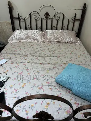 5x6 Strong Metallic Bed Frame – Good Condition