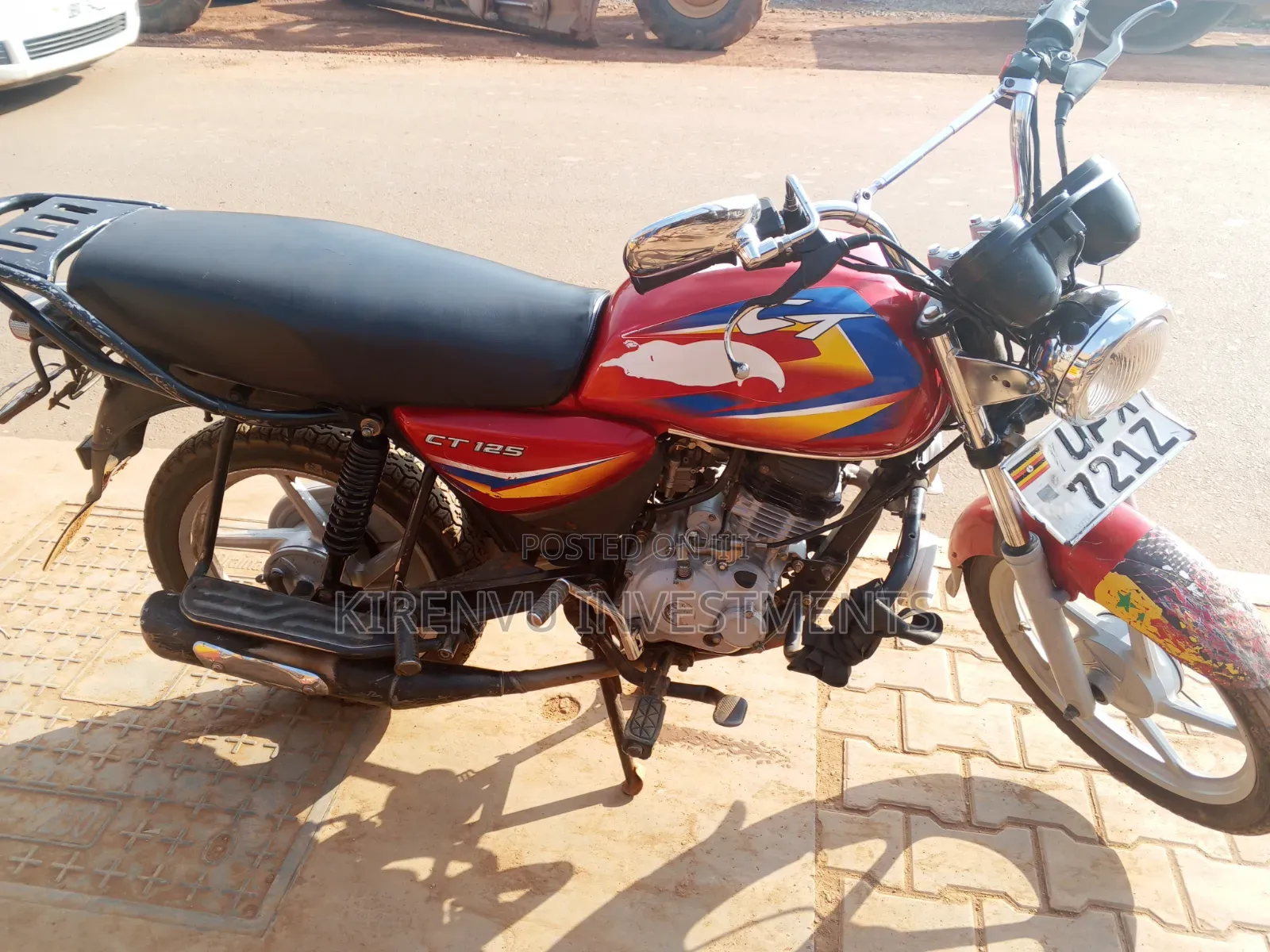 Bajaj Boxer 125 2022 Red