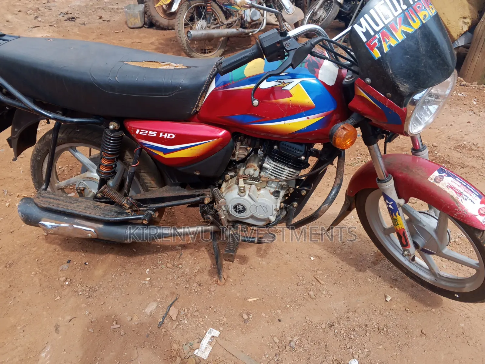 Bajaj Boxer 125 2021 Red