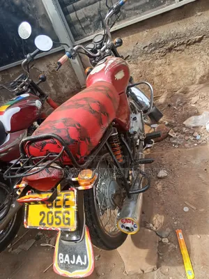 Bajaj Boxer 100 2017 Red