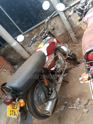 Bajaj Boxer 100 2017 Red
