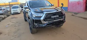 Toyota Hilux 2020 Black
