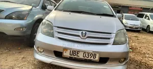 Toyota IST 2003 Silver