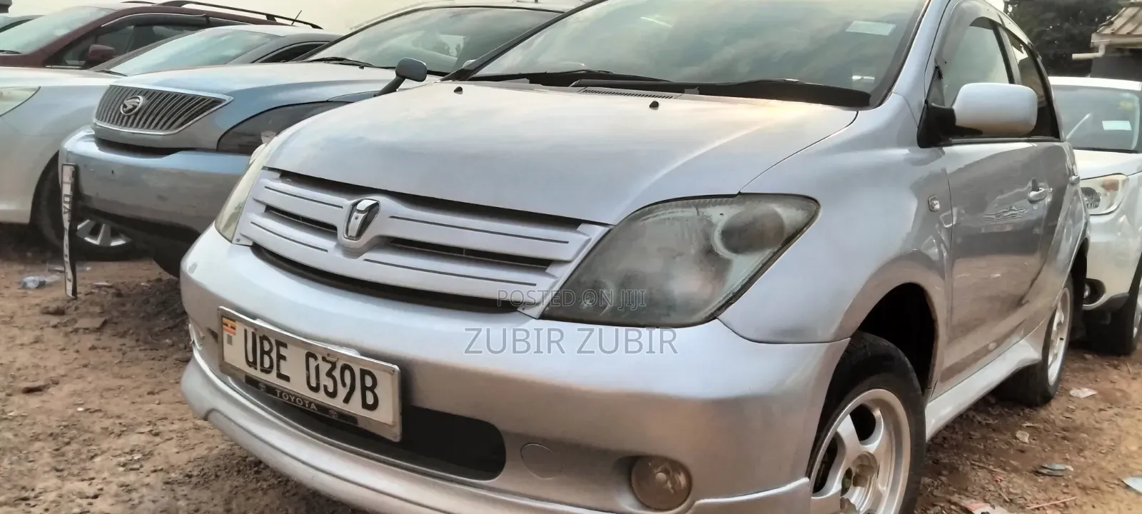 Toyota IST 2003 Silver