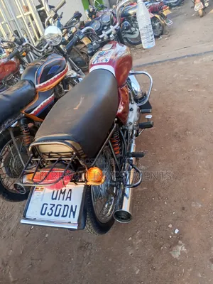 Bajaj Boxer 100 2022 Red