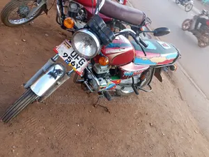 Bajaj Boxer 100 2018 Red