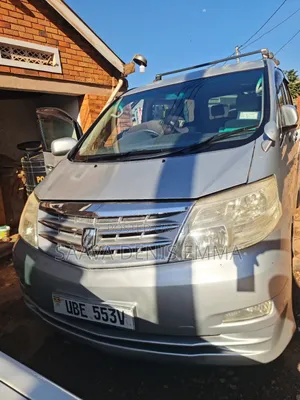 Toyota Alphard 2008 Gold