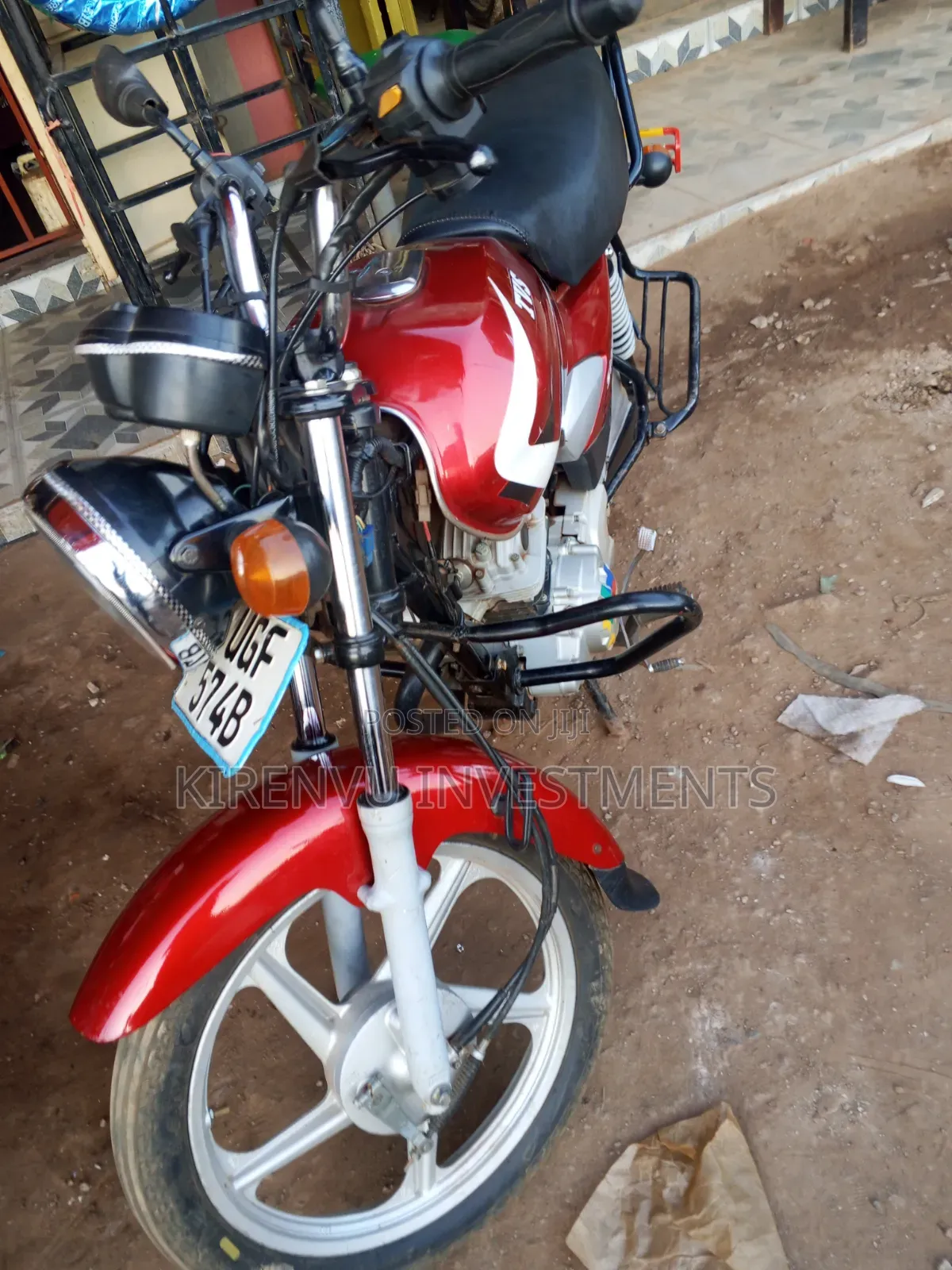 TVS HLX 125 2020 Red