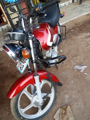 TVS HLX 125 2020 Red