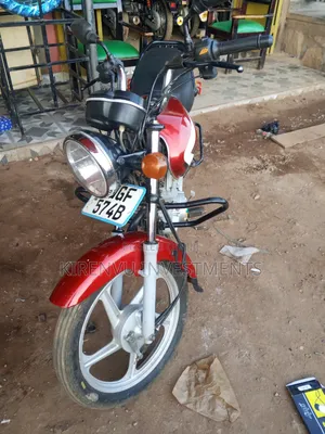 TVS HLX 125 2020 Red