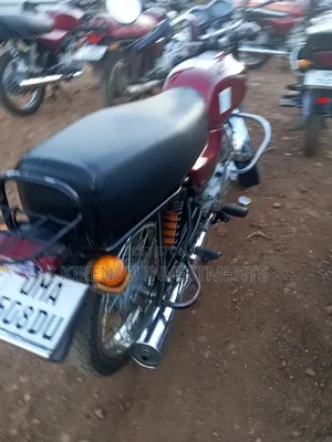 Bajaj Boxer 100 2025 Red
