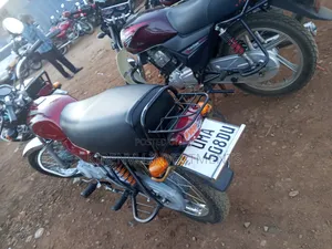 Bajaj Boxer 100 2025 Red