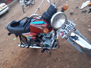 Bajaj Boxer 100 2018 Red