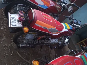 Bajaj Boxer 100 2021 Red