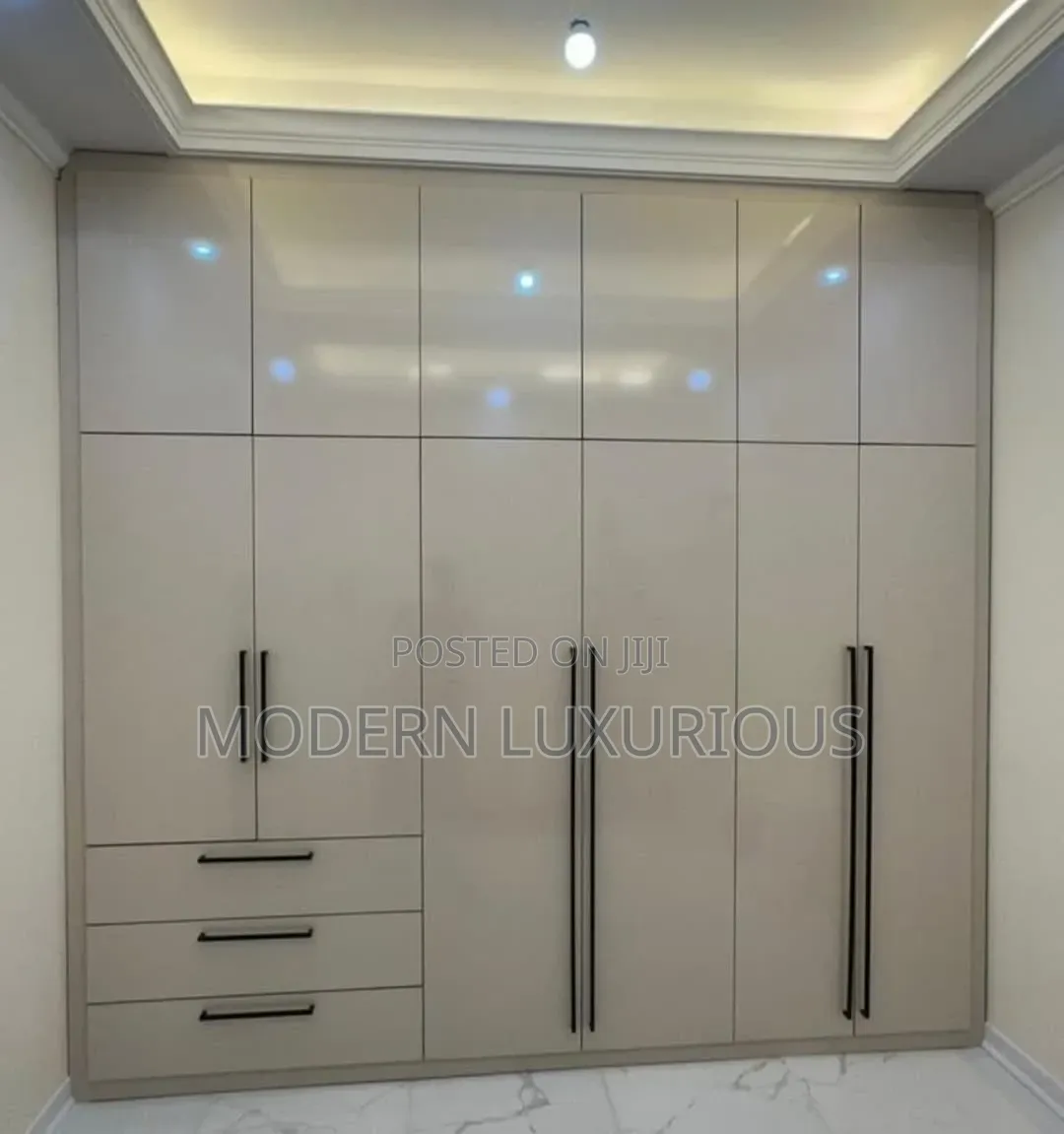Wardrobe /Wardrobes/Bedroom Wardrobe/Closet/Wardrobes 01