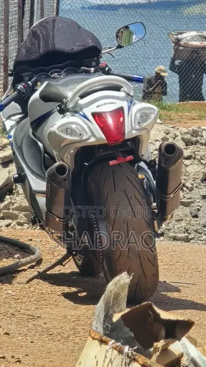 New Suzuki Hayabusa 2017 White