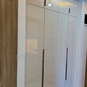 White Wardrobe/Wardrobe/Wardrobes/Console Classic Wardrobes Wooden
