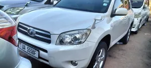 Toyota RAV4 2.4 2008 White